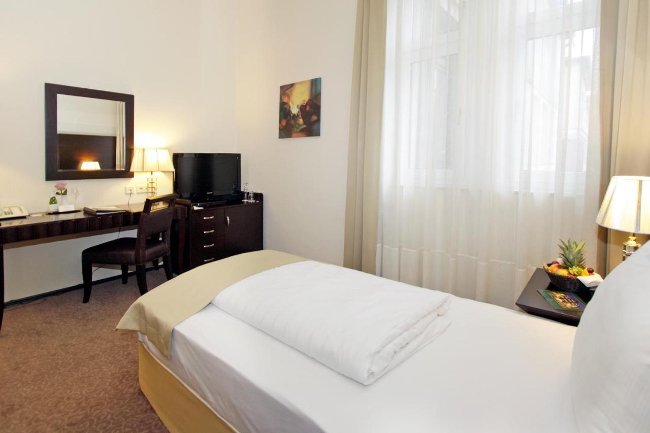 Grand Palace Hotel Hannover Ngoại thất bức ảnh
