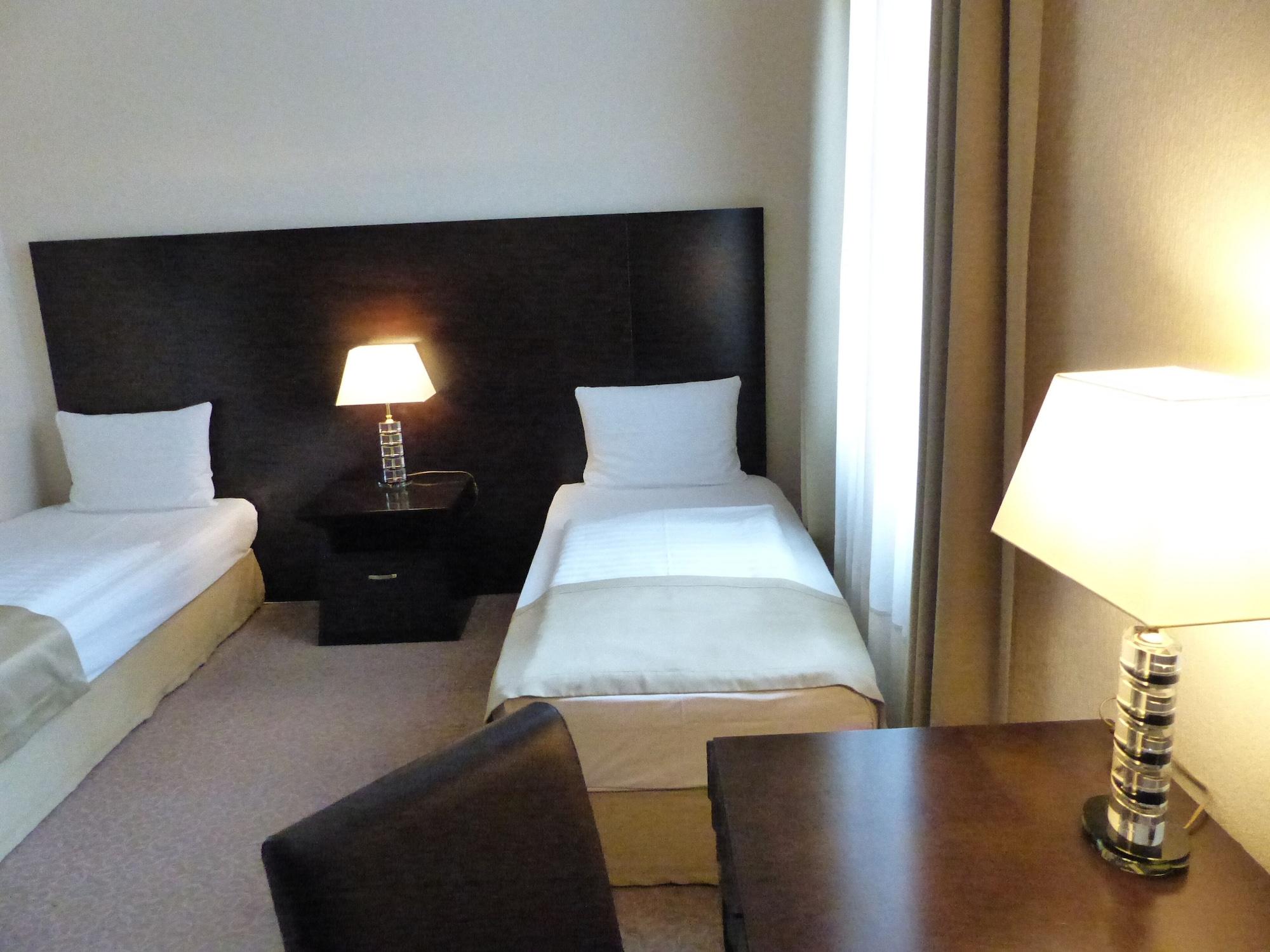 Grand Palace Hotel Hannover Ngoại thất bức ảnh