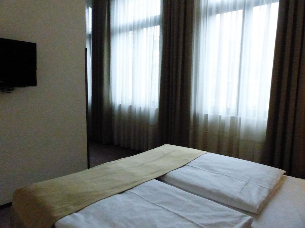 Grand Palace Hotel Hannover Ngoại thất bức ảnh